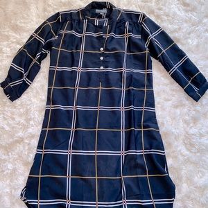The Royal Standard Charlotte Tab Sleeve Blouse Navy Medium NEW